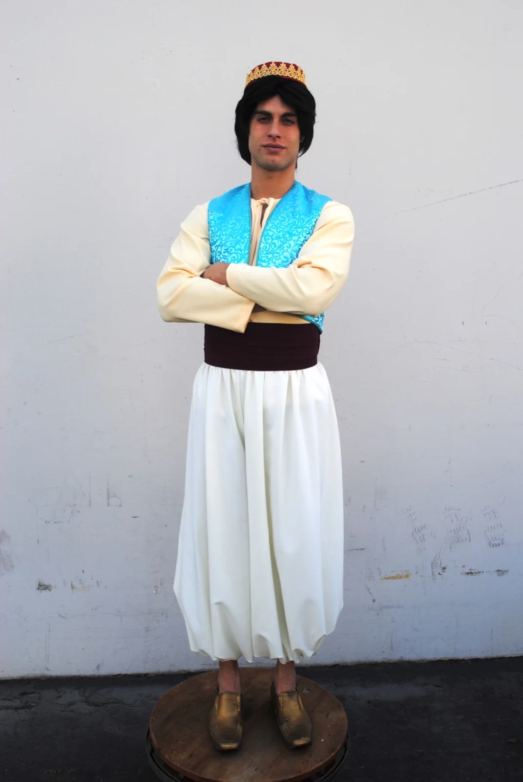 Arabian Prince party character in Nashville