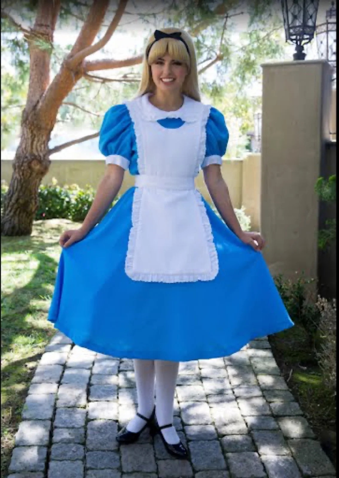 Wonderland Girl party character in Nashville
