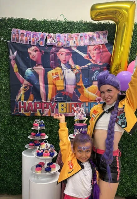 K-Pop Huntress party character in Nashville